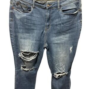 Pre Loved Judy Blue Jean Capri Size 20W